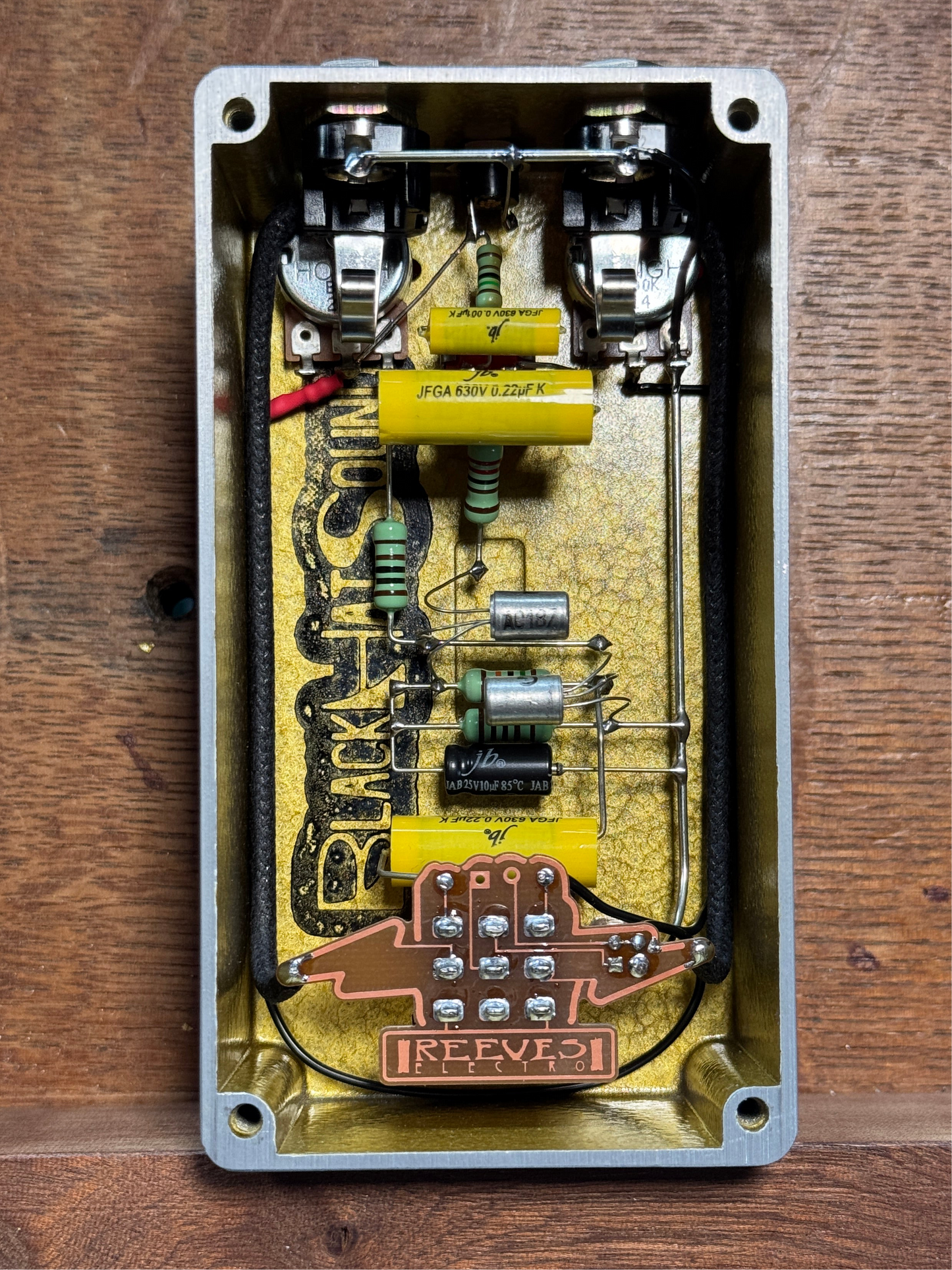 BlackHatSound Ge Mullard AC187 - Special Reserve Fuzz with NOS Germanium Transistors and Bias Control