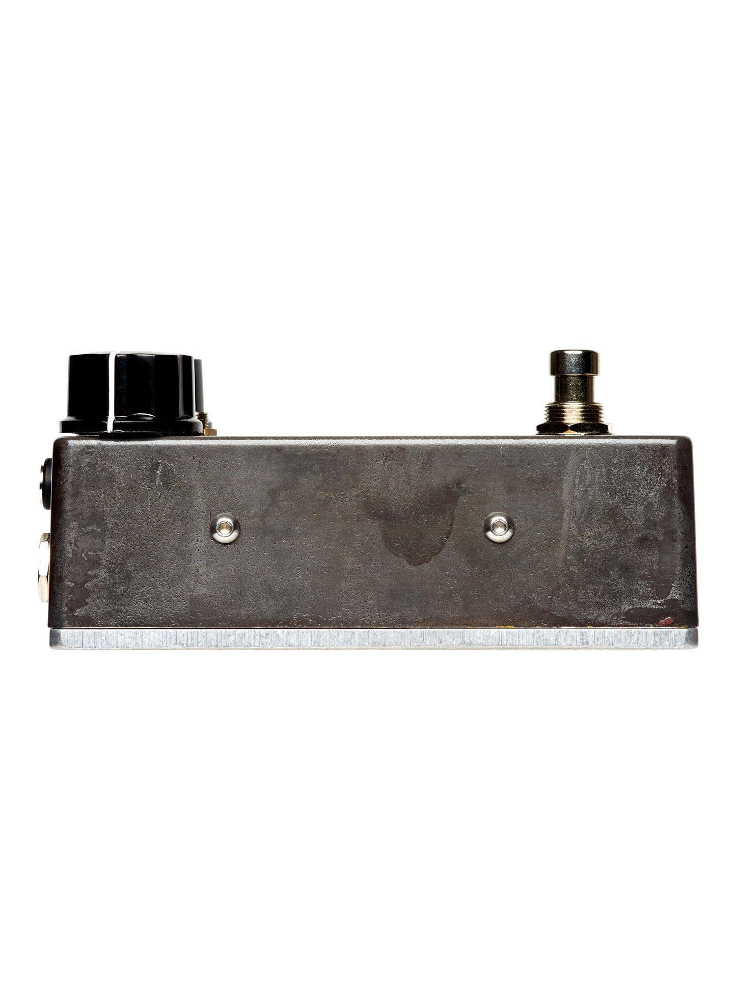Plus Distortion - Classic 70s distortion with vintage metal can op amp