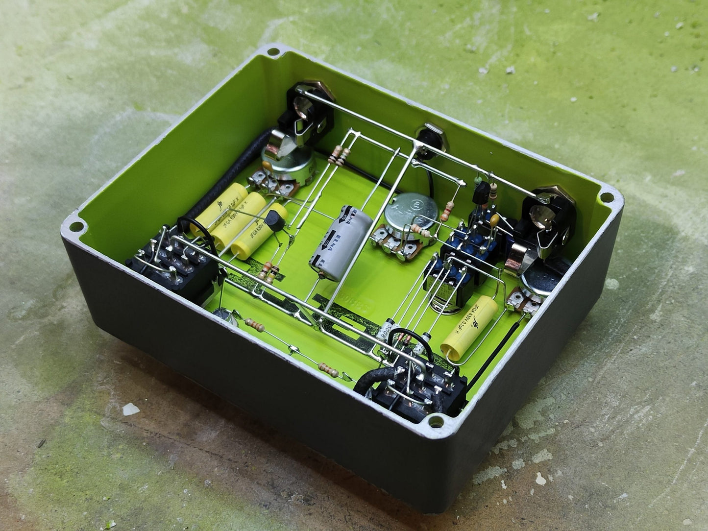 Leo - Tweed Voiced Overdrive with Boost, Germanium diodes and Vintage NOS transistors