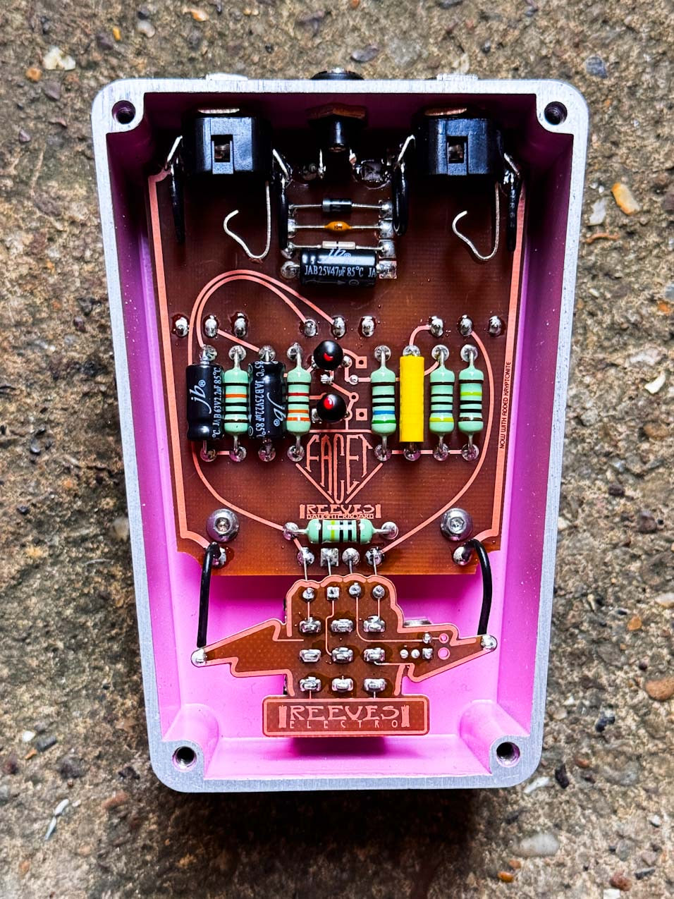 Facet DC - Cornell Fuzz Face 'Tone Clone' NOS Transistors with trim control