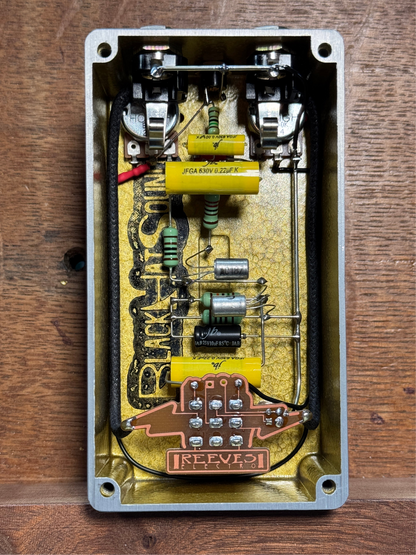 BlackHatSound Ge Mullard AC187 - Special Reserve Fuzz with NOS Germanium Transistors and Bias Control