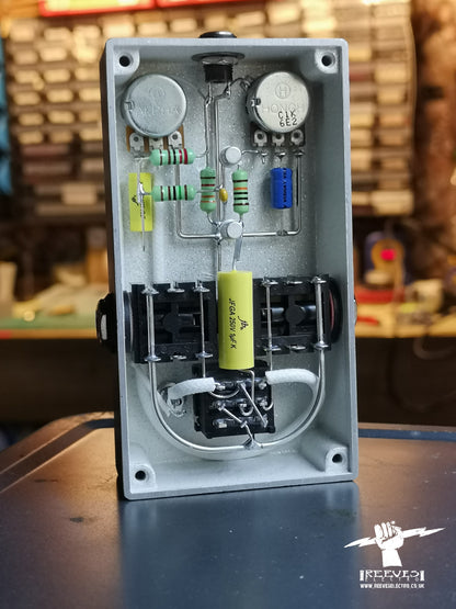 2n2FACE – 'Thowback' High Volume Silicon FuzzFa(e
