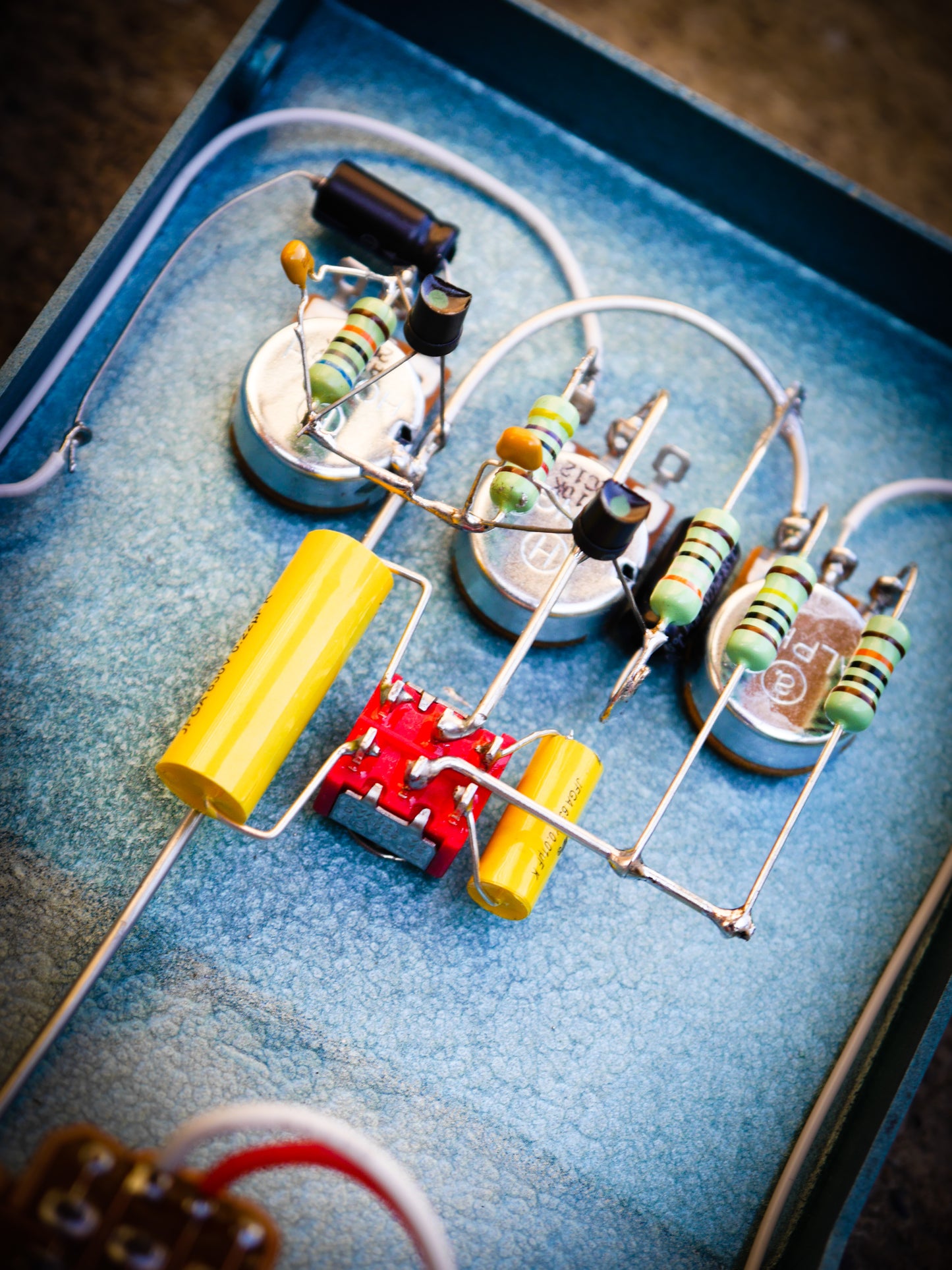 ZO: Professional Wedge - Zonk Machine MK2 Silicon Fuzz with NOS Transistors